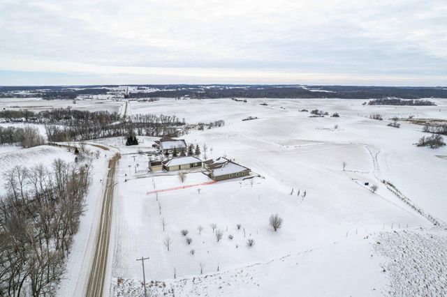 20733 E Dane Prairie Road, Fergus Falls, MN 56537