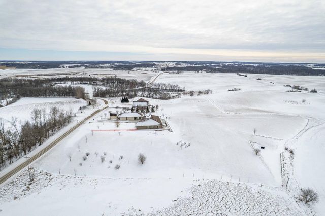 20733 E Dane Prairie Road, Fergus Falls, MN 56537