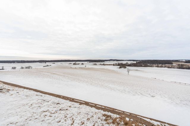20733 E Dane Prairie Road, Fergus Falls, MN 56537
