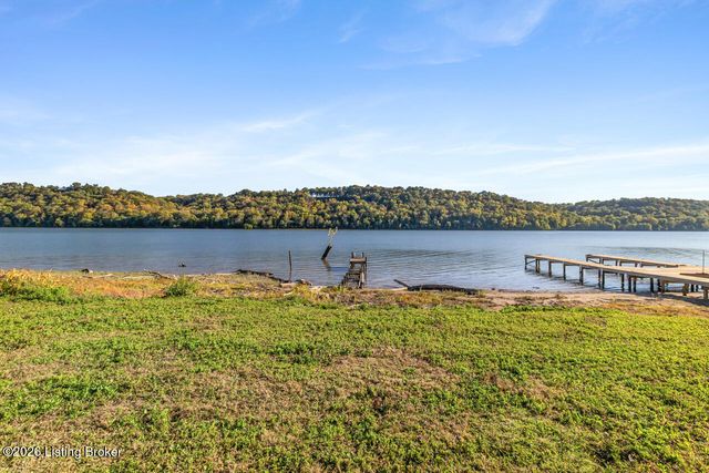 4614 Rivers Edge Dr, Charlestown, IN 47111