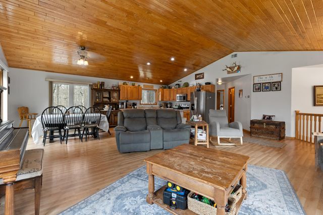 15275 Demery Road, Brainerd, MN 56401