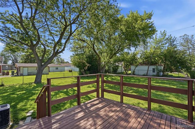 13181 Peach Street, Southgate, MI 48195