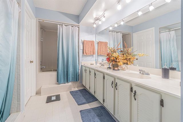 14820 RUE DE BAYONNE 301, Clearwater, FL 33762