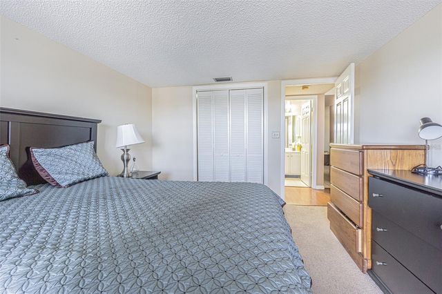 14820 RUE DE BAYONNE 301, Clearwater, FL 33762