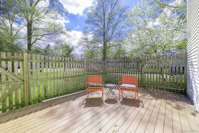 14 Petersburg Ct., Coram, NY 11727