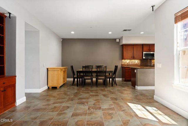 2929 Rocky Mountain Drive, Oxnard, CA 93036