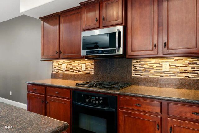 2929 Rocky Mountain Drive, Oxnard, CA 93036