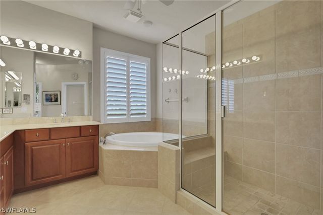 28652 San Lucas LN 201, Bonita Springs, FL 34135