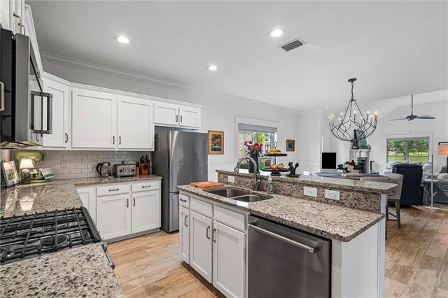 7824 Hemlock Street, Daphne, AL 36527