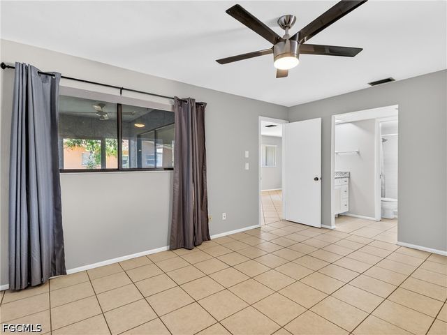 2141 SE 15th PL 110, Cape Coral, FL 33990