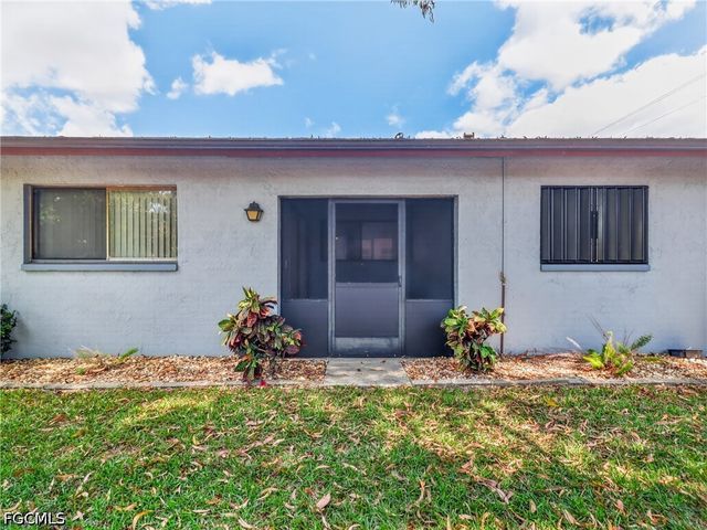 2141 SE 15th PL 110, Cape Coral, FL 33990