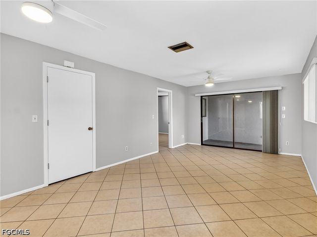 2141 SE 15th PL 110, Cape Coral, FL 33990