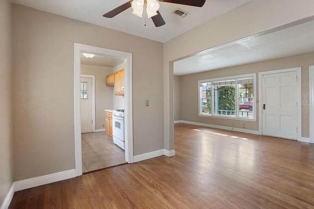 1543 Oxford Way, Stockton, CA 95204