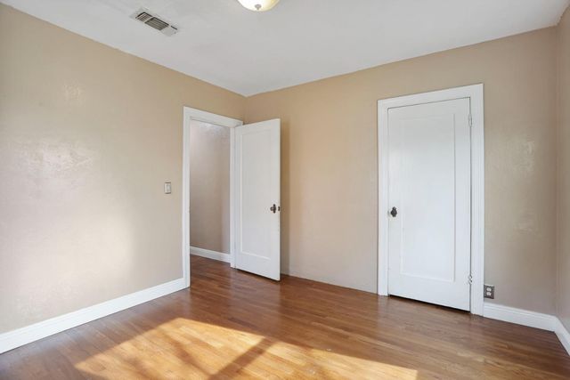 1543 Oxford Way, Stockton, CA 95204