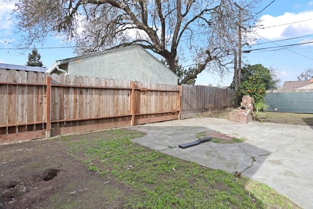 1543 Oxford Way, Stockton, CA 95204