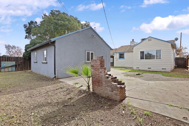 1543 Oxford Way, Stockton, CA 95204