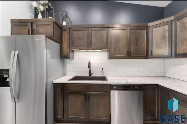 2504 E Copalis Pl, Sioux Falls, SD 57108