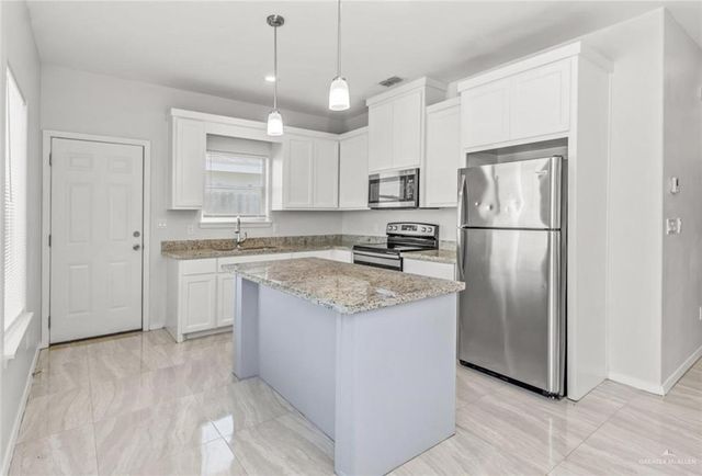 512 Downing Avenue 2, Edinburg, TX 78539