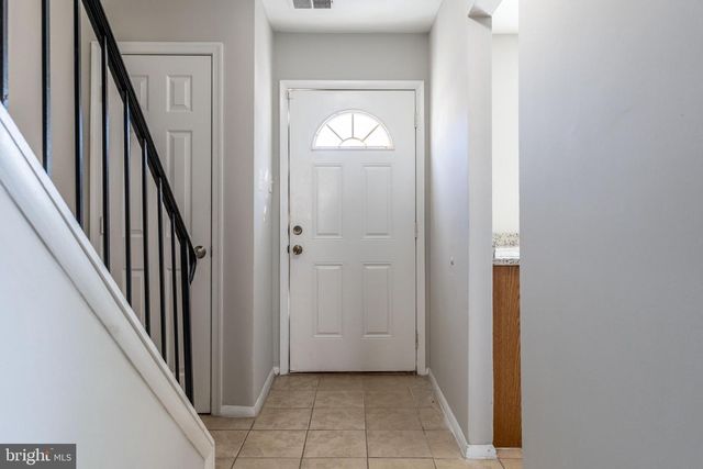 1438 COTTONWOOD CT, Woodbridge, VA 22191