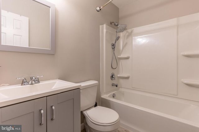 1438 COTTONWOOD CT, Woodbridge, VA 22191