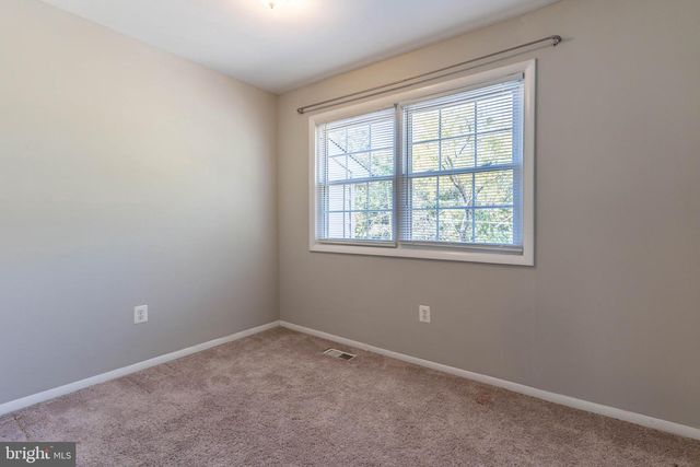 1438 COTTONWOOD CT, Woodbridge, VA 22191
