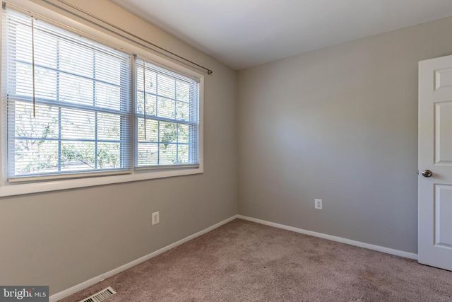 1438 COTTONWOOD CT, Woodbridge, VA 22191