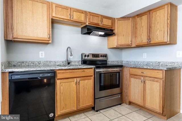 1438 COTTONWOOD CT, Woodbridge, VA 22191