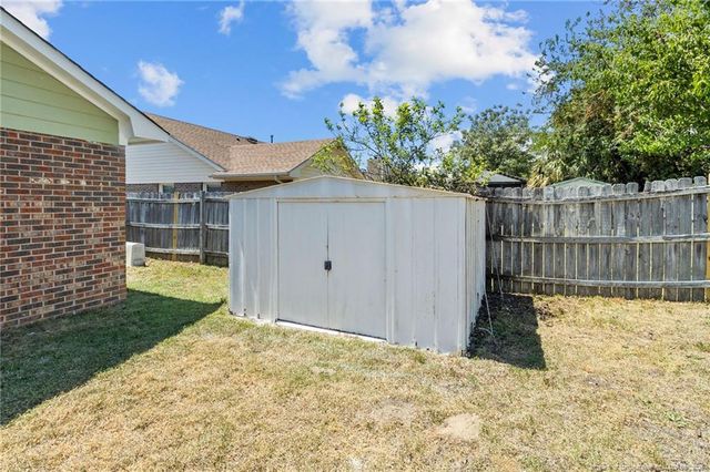 5772 Pepperbush Drive, Fayetteville, NC 28304