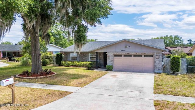 7876 SPANISH OAKS Drive, Jacksonville, FL 32221
