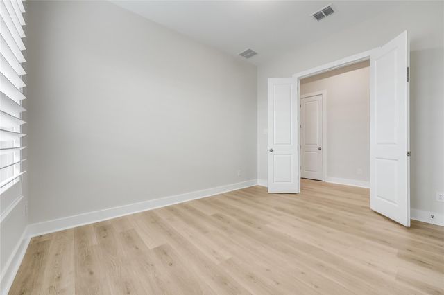 8000 Sunrise Ravine PASS, Lago Vista, TX 78645