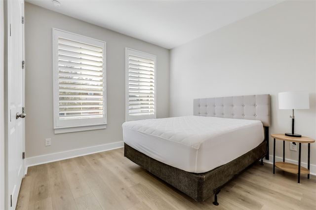 8000 Sunrise Ravine PASS, Lago Vista, TX 78645