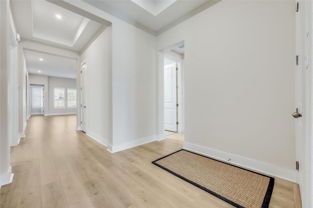 8000 Sunrise Ravine PASS, Lago Vista, TX 78645