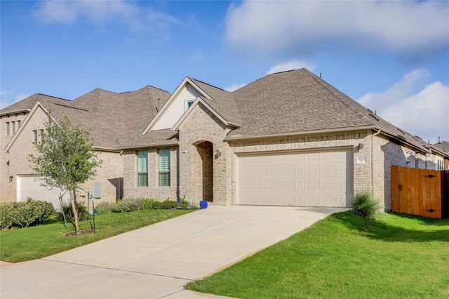 8000 Sunrise Ravine PASS, Lago Vista, TX 78645