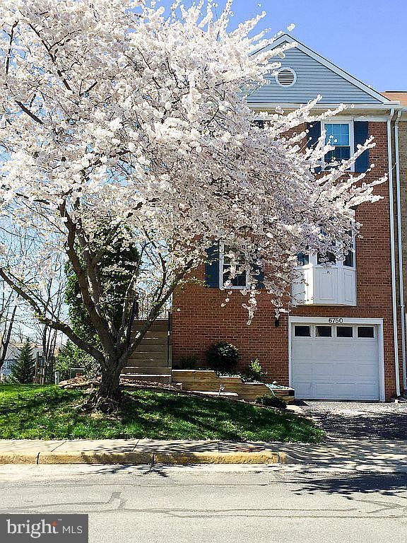 6750 CARDINAL WOODS CT, Lorton, VA 22079