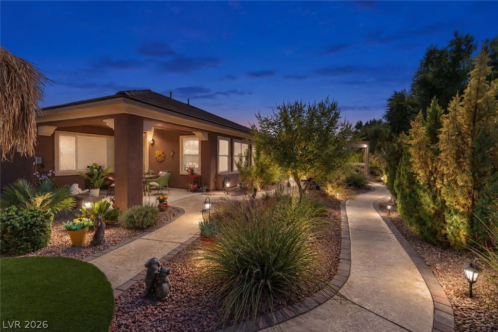 7324 Royal Melbourne Drive, Las Vegas, NV 89131 — photo 2