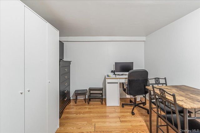 727 Henry Street, Uniondale, NY 11553
