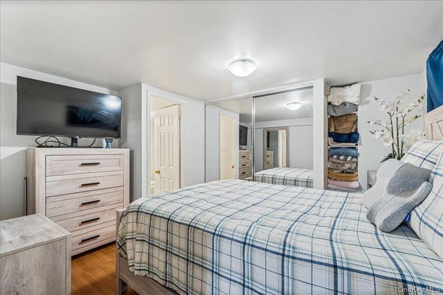 727 Henry Street, Uniondale, NY 11553