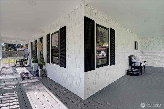 15420 62nd Avenue E, Puyallup, WA 98375