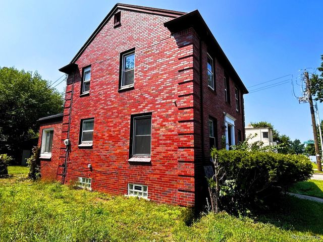 7275 W Outer Drive, Detroit, MI 48235