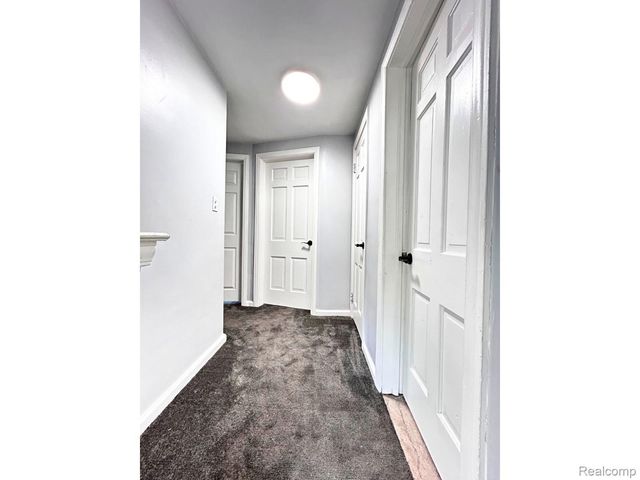 7275 W Outer Drive, Detroit, MI 48235