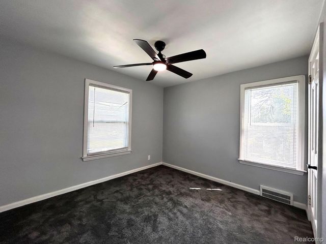 7275 W Outer Drive, Detroit, MI 48235