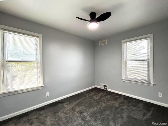 7275 W Outer Drive, Detroit, MI 48235