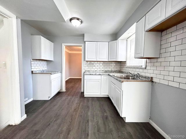 7275 W Outer Drive, Detroit, MI 48235