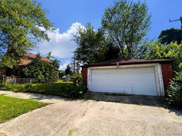 7275 W Outer Drive, Detroit, MI 48235