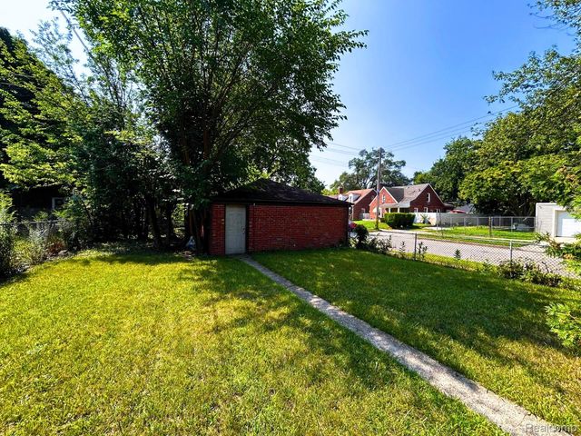 7275 W Outer Drive, Detroit, MI 48235