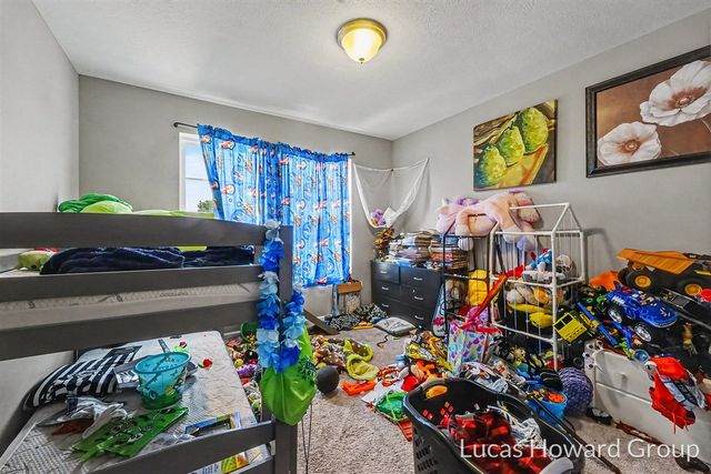 1041 Sunfield Dr Drive, Holland, MI 49424