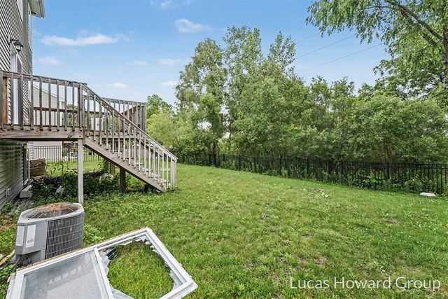 1041 Sunfield Dr Drive, Holland, MI 49424