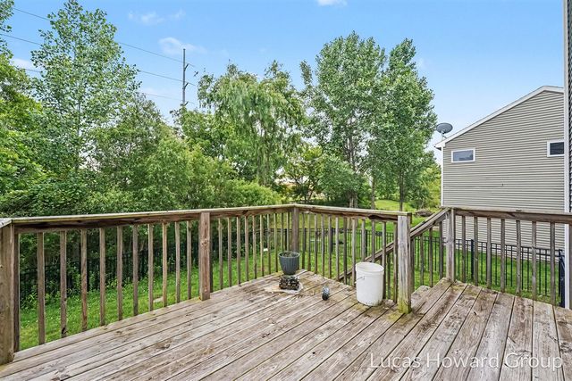 1041 Sunfield Dr Drive, Holland, MI 49424