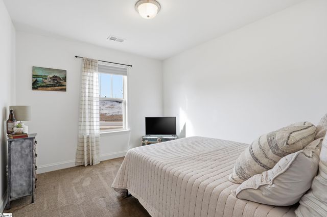 101 Forest Ridge Way, Greenville, SC 29617