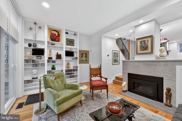 205 S JESSUP ST, Philadelphia, PA 19107